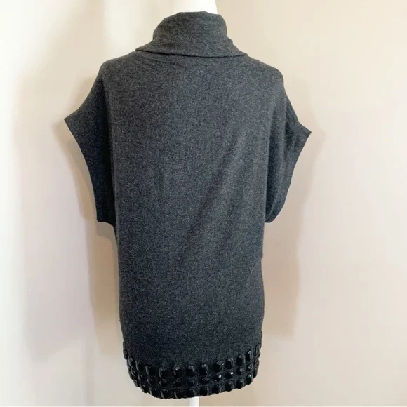 LINE The Label Gray 100% Cashmere Short Sleeve Jeweled Knit Sweater Size Small - Picture 8 of 9